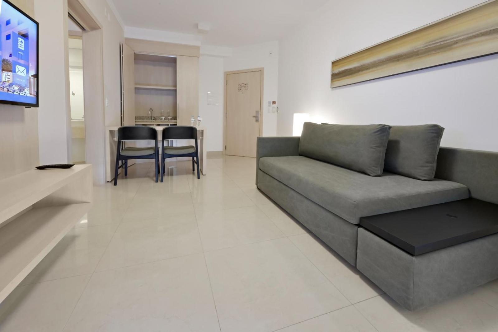 Hotel Mont Blanc Premium ريبيراو بريتو الغرفة الصورة A typical apartment at the complex